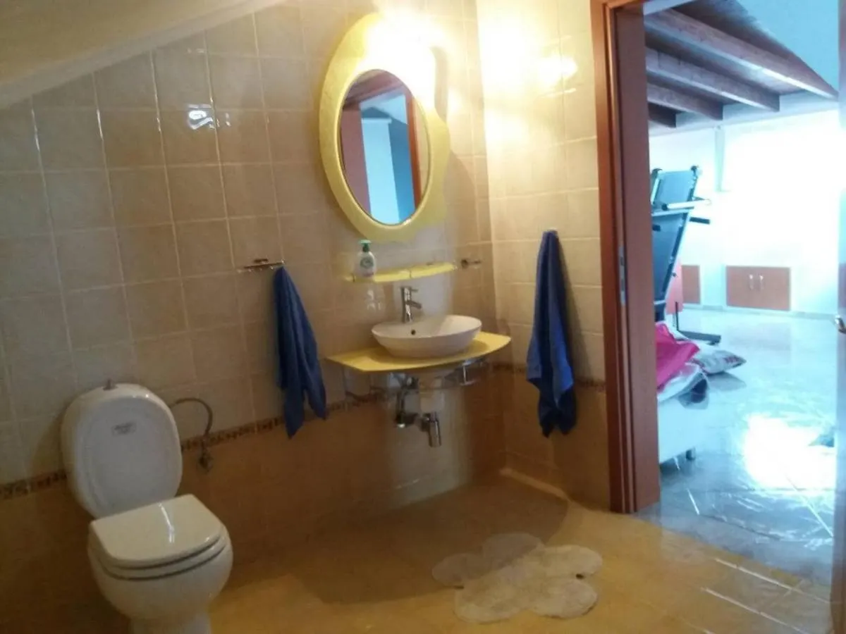 Attic Family Apartment Paralia Dionysiou 0*,  Greece